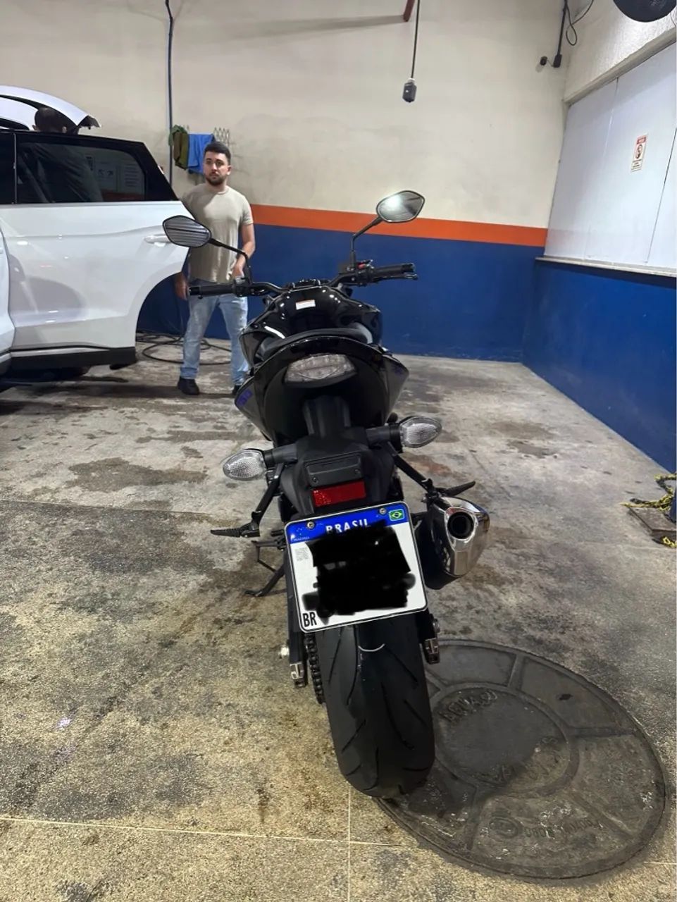 Suzuki GSX-S 750, preta, em excelente estado!