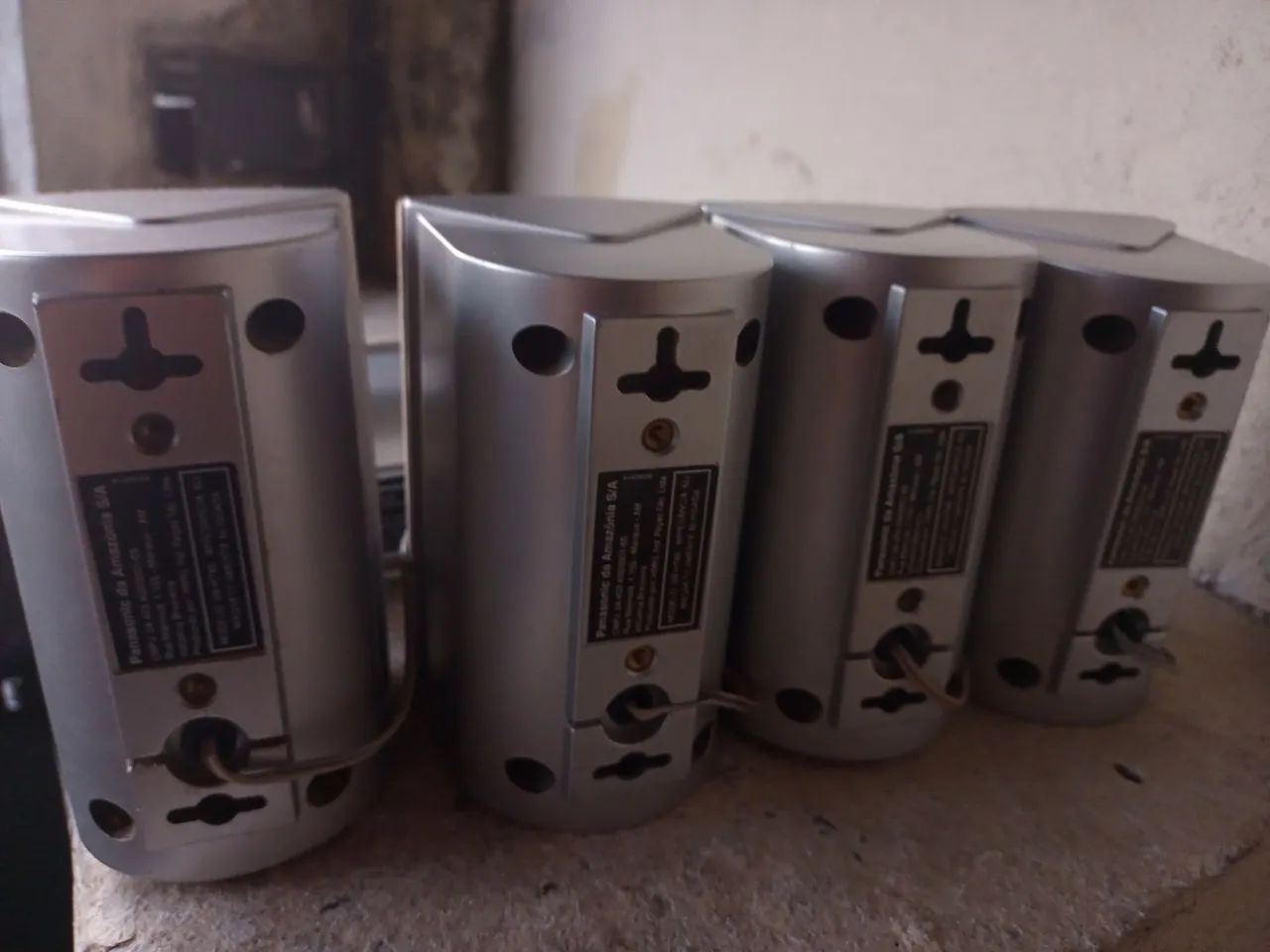 Caixinhas de Som Panasonic SBHT80 home theater  - Foto 2