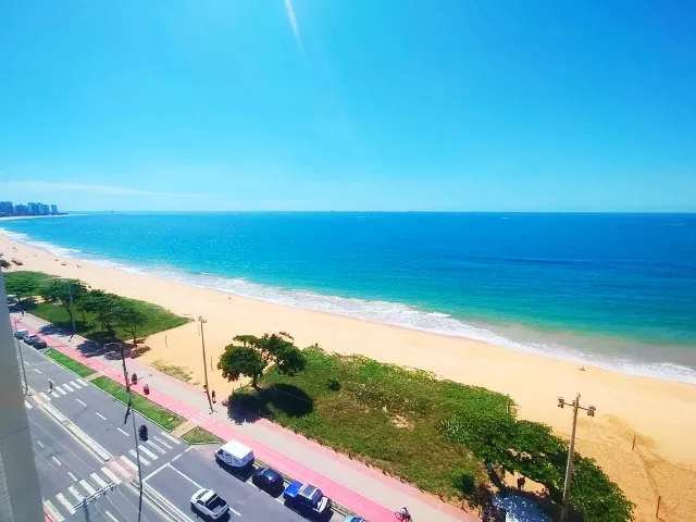 Frente Mar com Vista de tirar o fôlego! Confira!