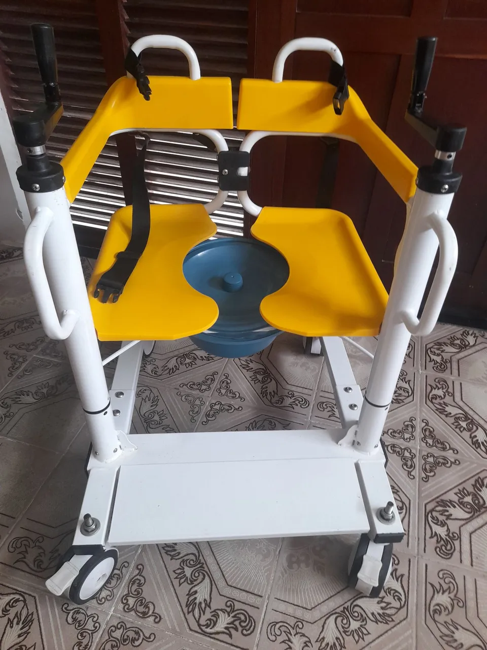 Cadeira de Banho/Transferência Hospitalar
