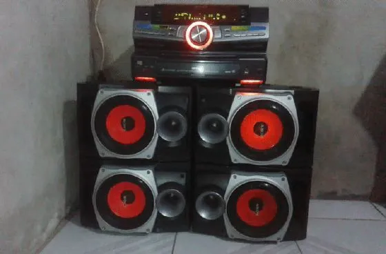 Mini System Sony Potente com Caixas de Som