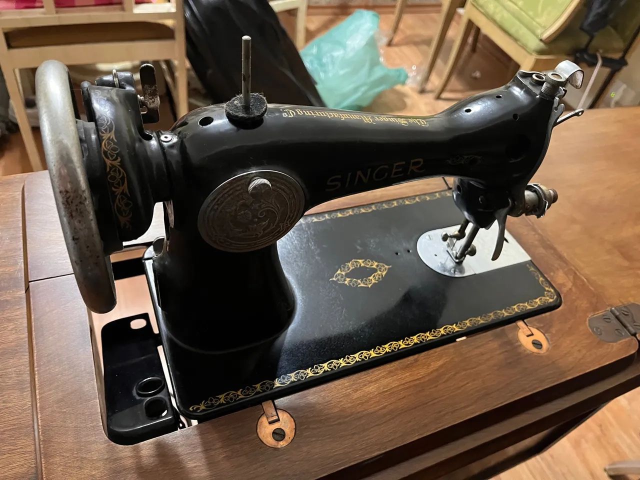 Maquina de Costura em Excelente Estado - Antiga - Foto 3