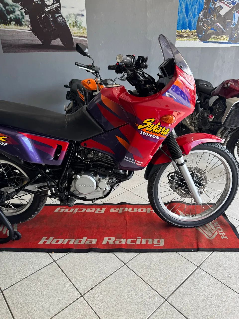 sahara Toyota LandCruiser 300 Series Sahara ZX 2022 Review - AnyAuto