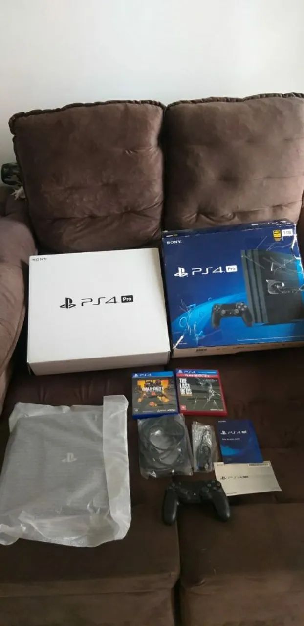 Playstation 4 Pro Console Completo