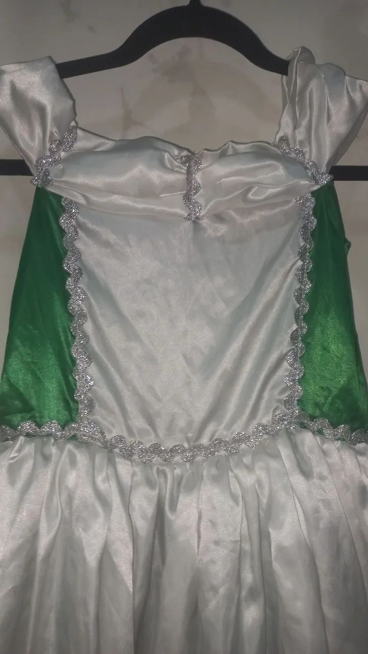 Vestido Rainha Junina Infantil - Branco e Verde - Foto 3