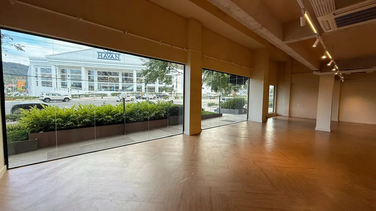 Sala Comercial Térrea 597M² Aluguel Anual de Frente para Avenida do Estado