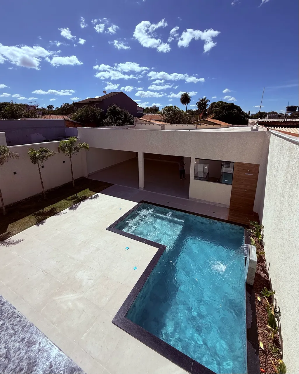 CASA DE 4 QTS COM PISCINA E CLOSET - ETAPA E