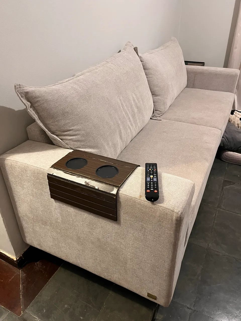 Sofá em linho 2m64861355731075120