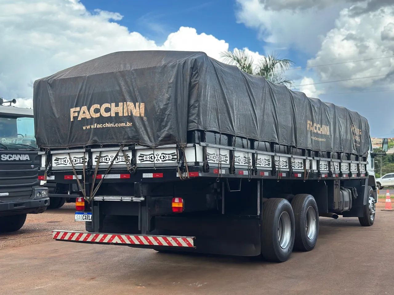 Ford Cargo 1622 Graneleira ( 2422)  - Foto 10