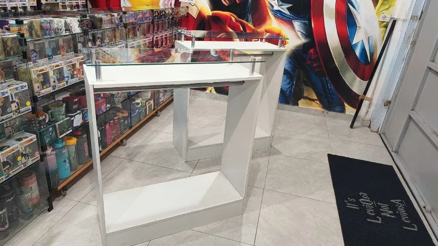 Balcão Central Loja Expositor Arara Cabideiro Vidro Boutique - Foto 4