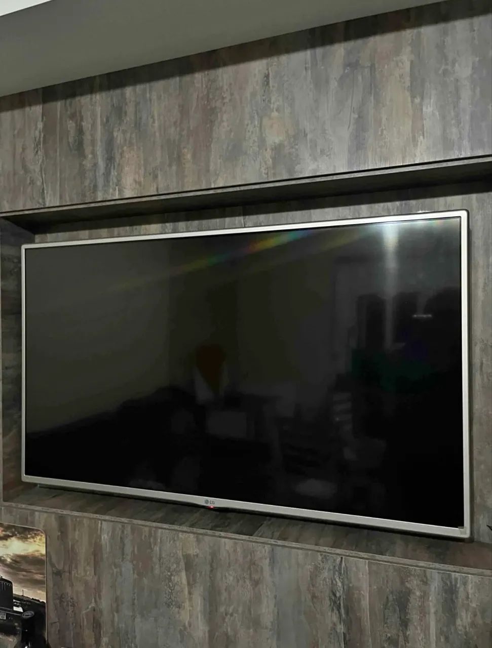 TELEVISÃO 44 POLEGADAS63824120120449120