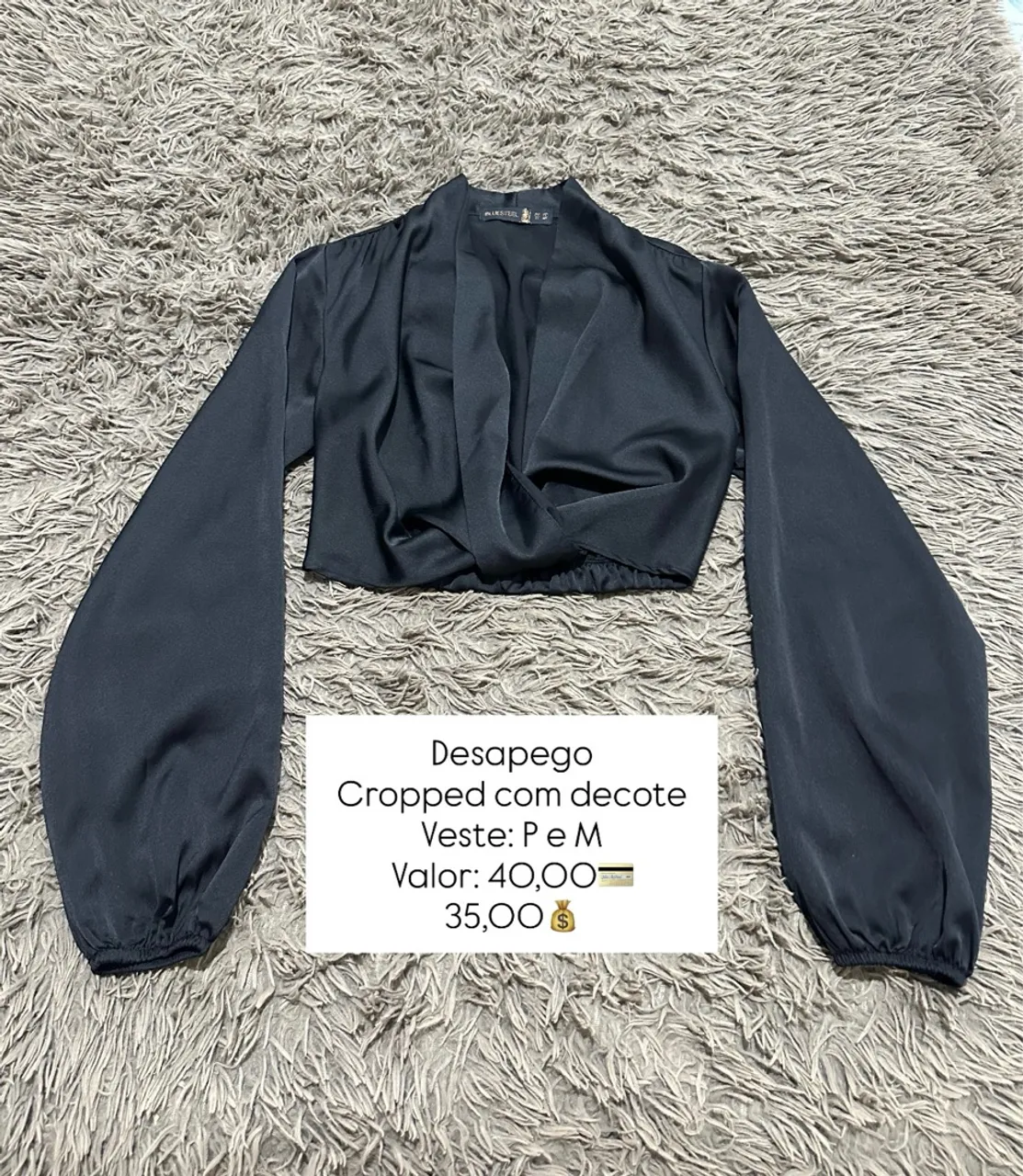 Cropped com decote manga longa - Desapego