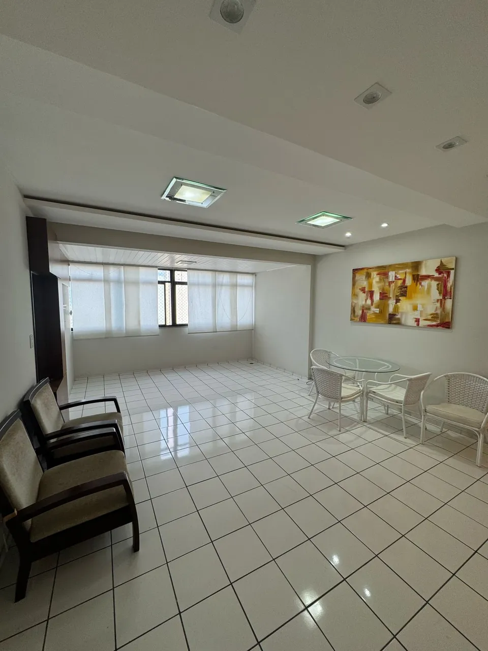 Alugo Apartamento de 3 Suítes com Armários e 160 Metros no Bairro da Prata - Campina Grand