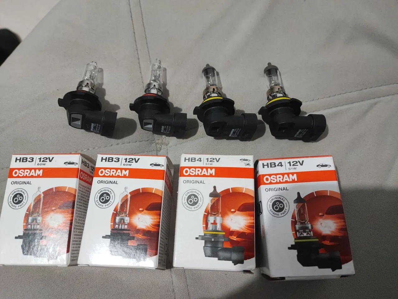 Lâmpadas OSRAM HB3 e HB4 12V 51W Novas - Foto 2