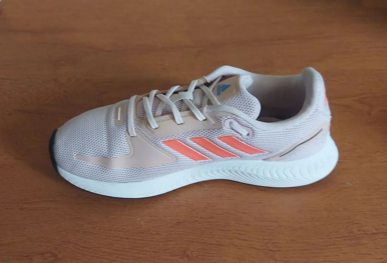 Tênis adidas Showtheway 2.0 - Feminino - Foto 2