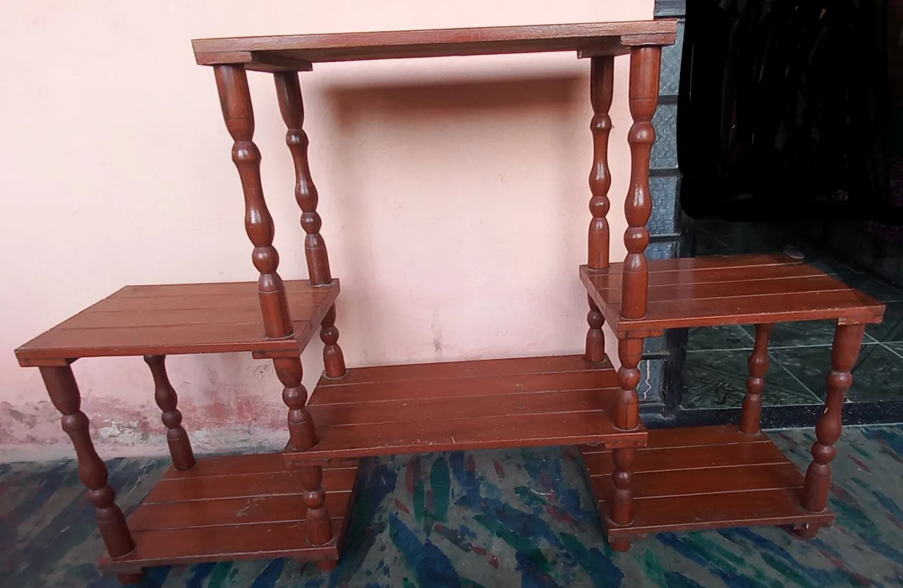 Rack de madeira