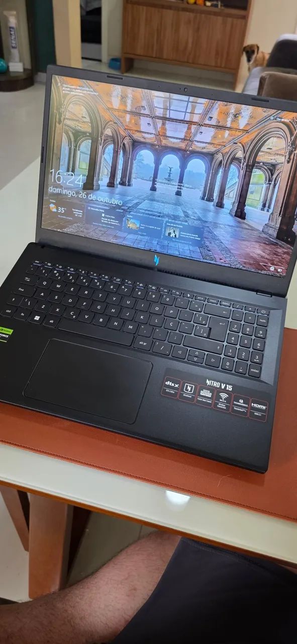 Acer Nitro V15 - Foto 2