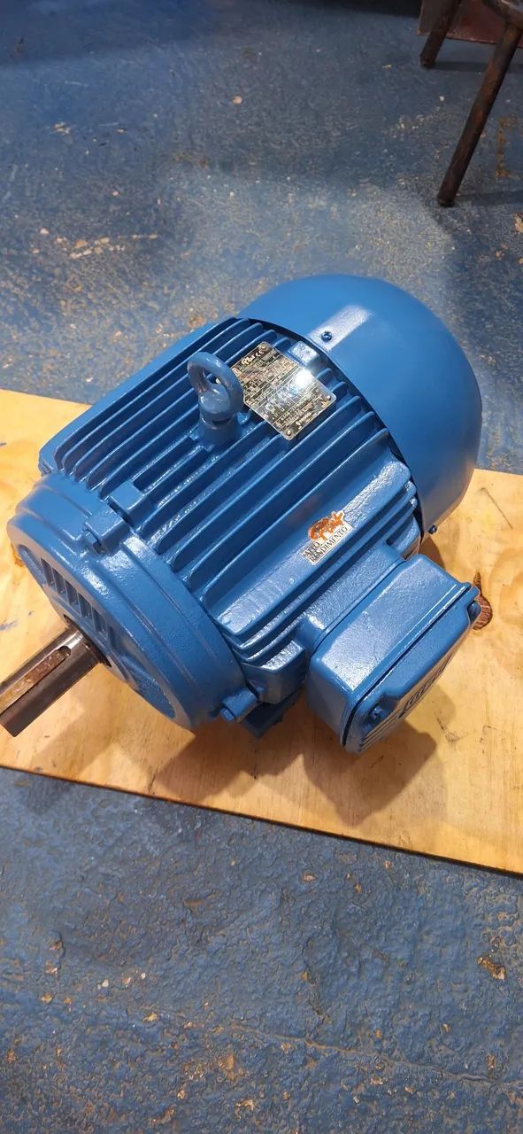 Motor elétrico trifásico 10 cv rpm 1760 baixa rotação 4 polos. - Foto 2