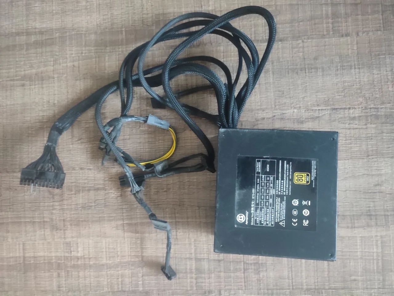 Fonte gamer 650w plus gold - Foto 4