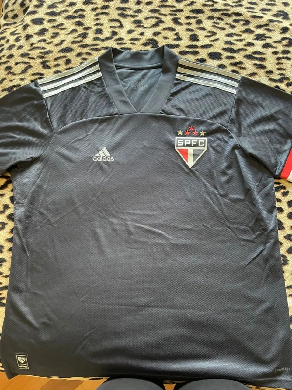 Camisa preta São Paulo 