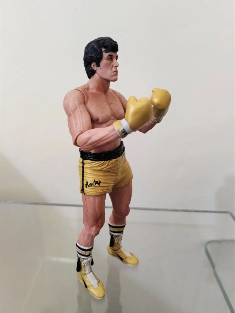 Action Figure Rocky Balboa Rocky 3 Articulado - Neca - Foto 3