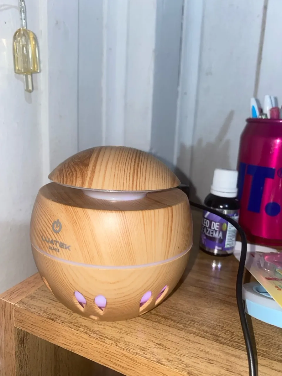 Difusor de aroma/ Umidificador de ar com iluminação
