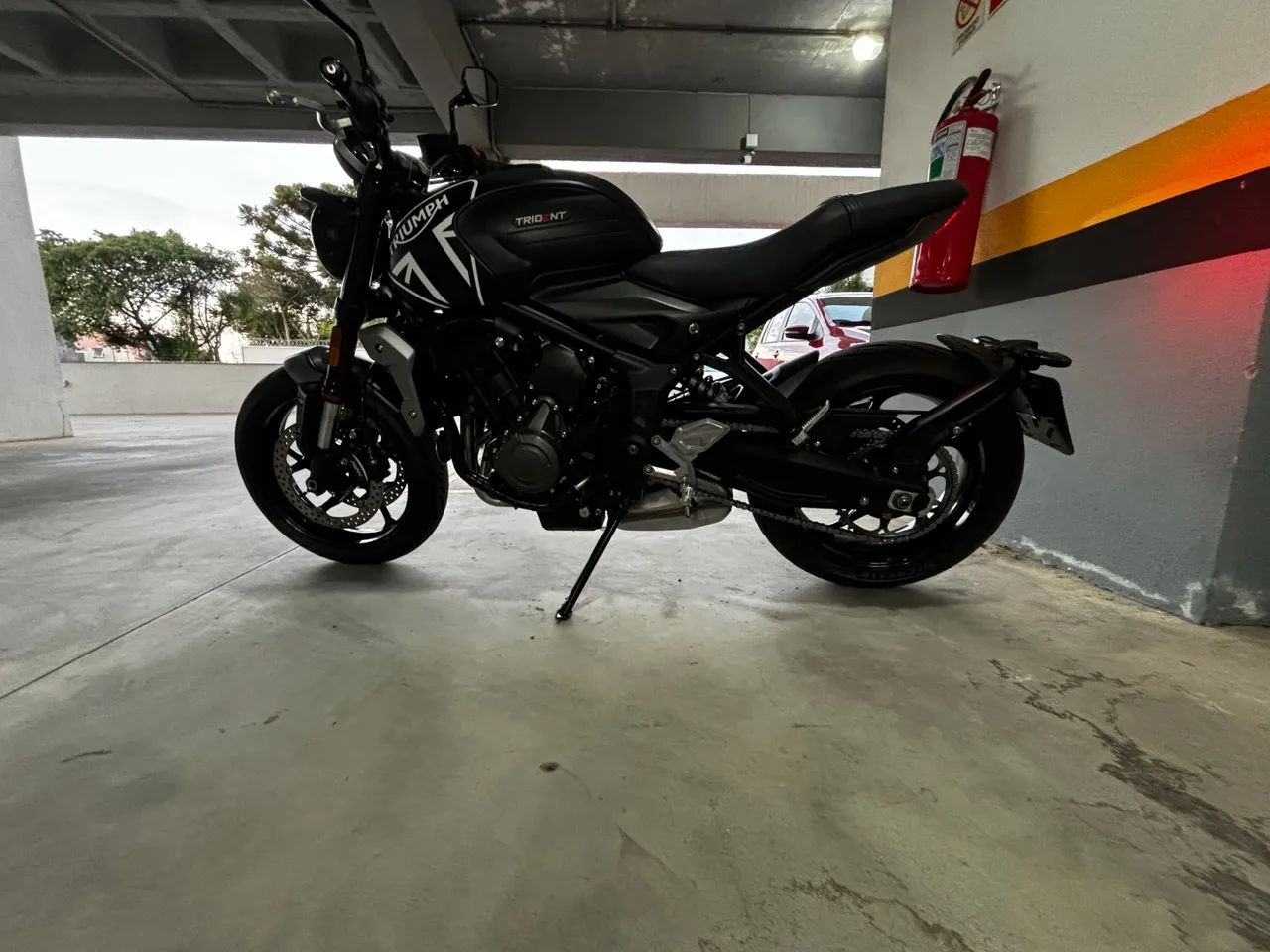 Triumph Trident 660 - Foto 3