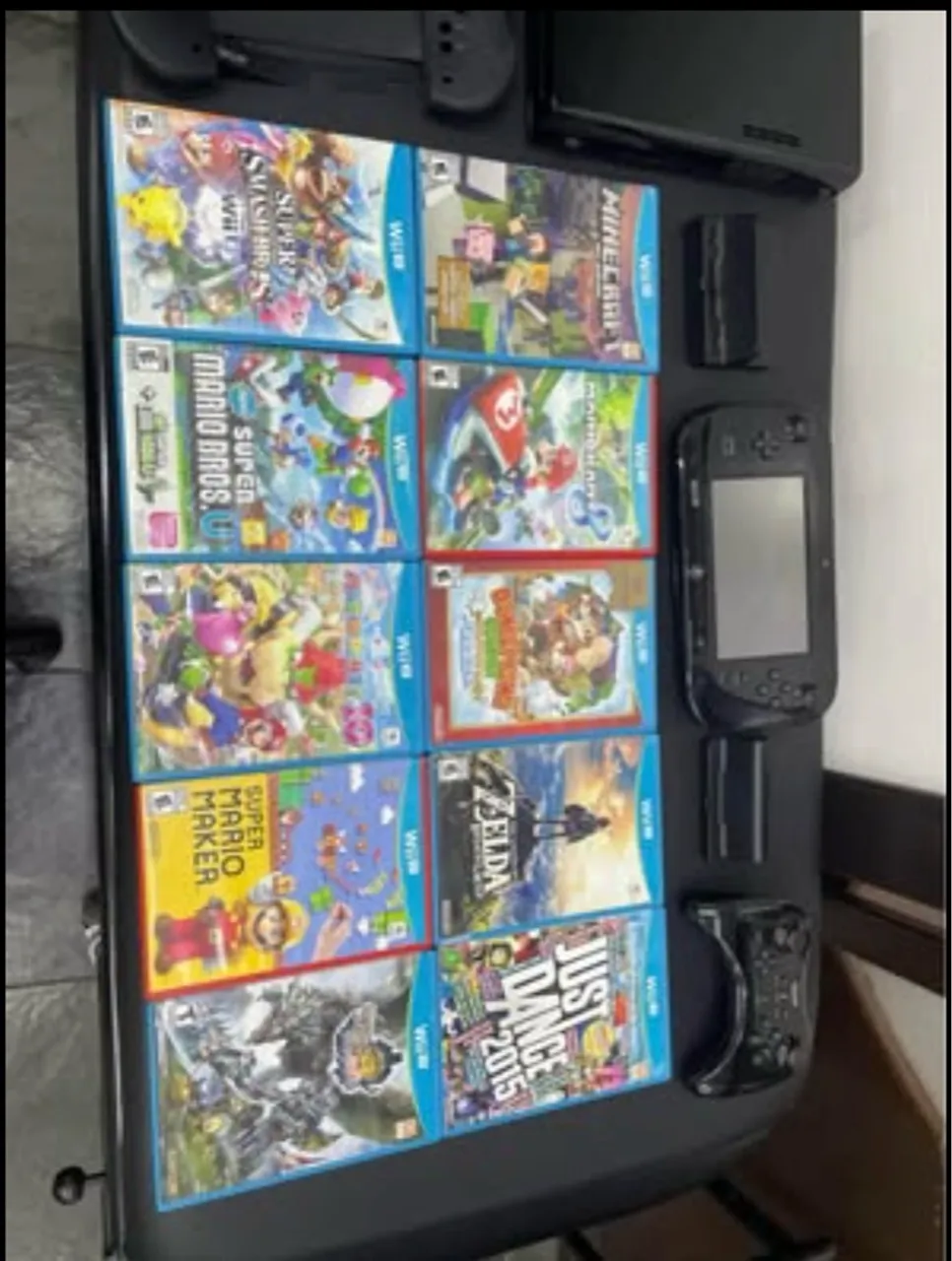 Nintendo WiiU 32GB Preto Deluxe Set - Mario 3D World - Contém 12 jogos (Leia a Descrição)