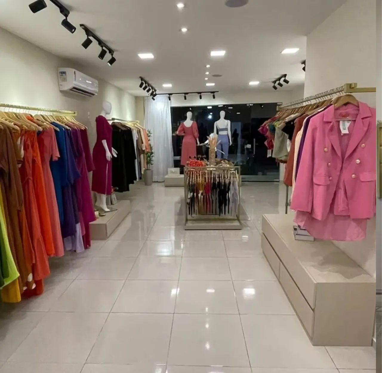Araras loja de roupa.  - Foto 5