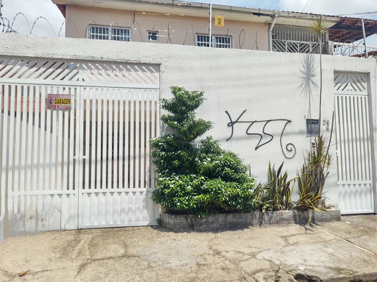 Alugo Casa Residencial no Conjunto IAPI - São Brás
