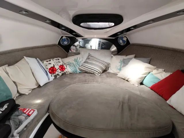 Focker 310GT 2011 - Alongada 33 Pés - Mercruiser V8 8.2 430HP - 400h + BOTE APOIO C MOTOR - Foto 5