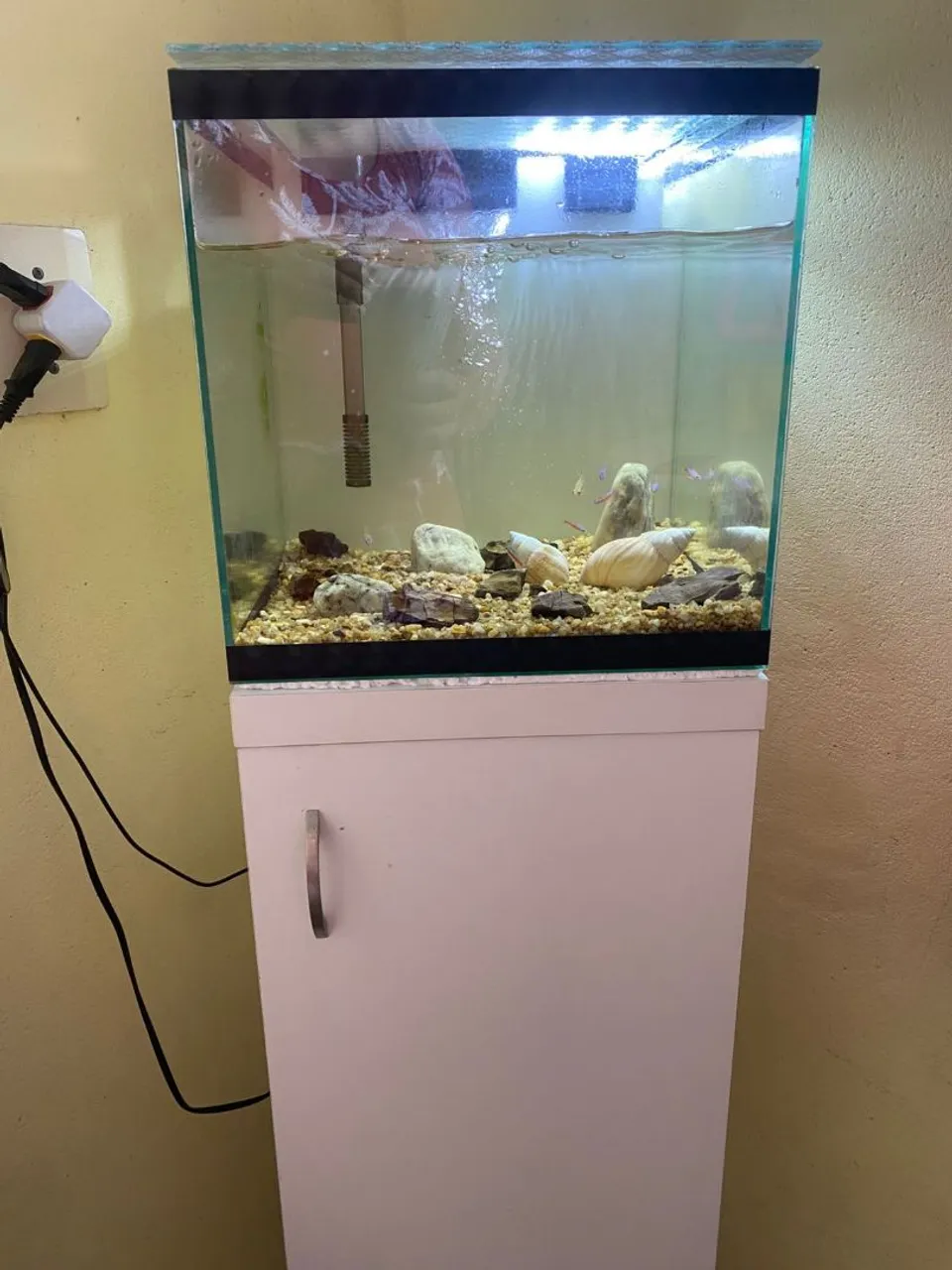 Aquário Completo com Gabinete