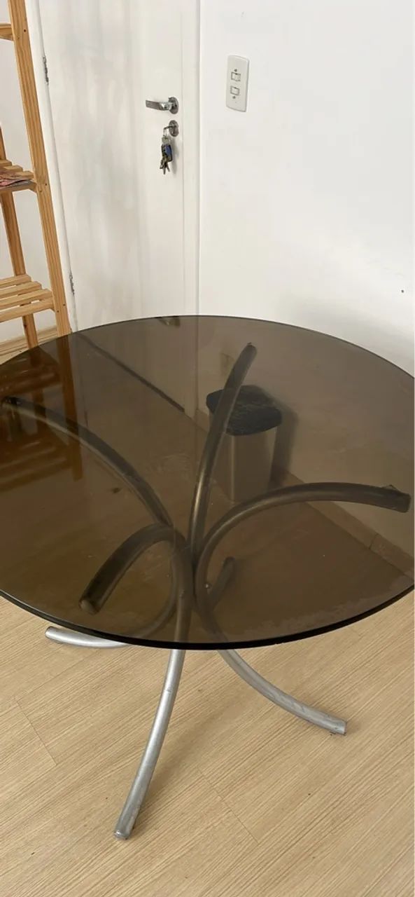 Mesa de centro em vidro e metal - Foto 3