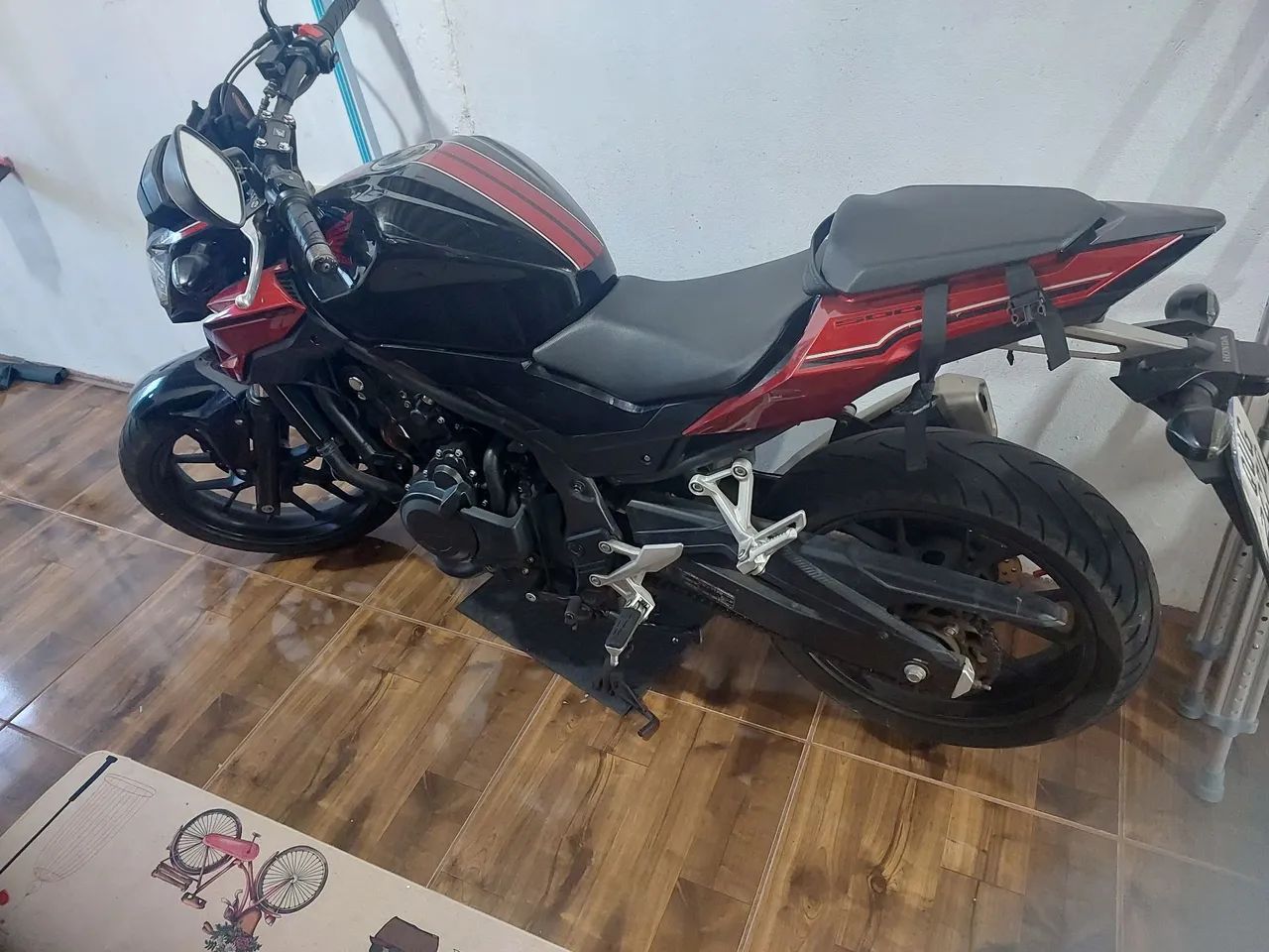 Moto Honda CB 500f - Preta com Vermelha