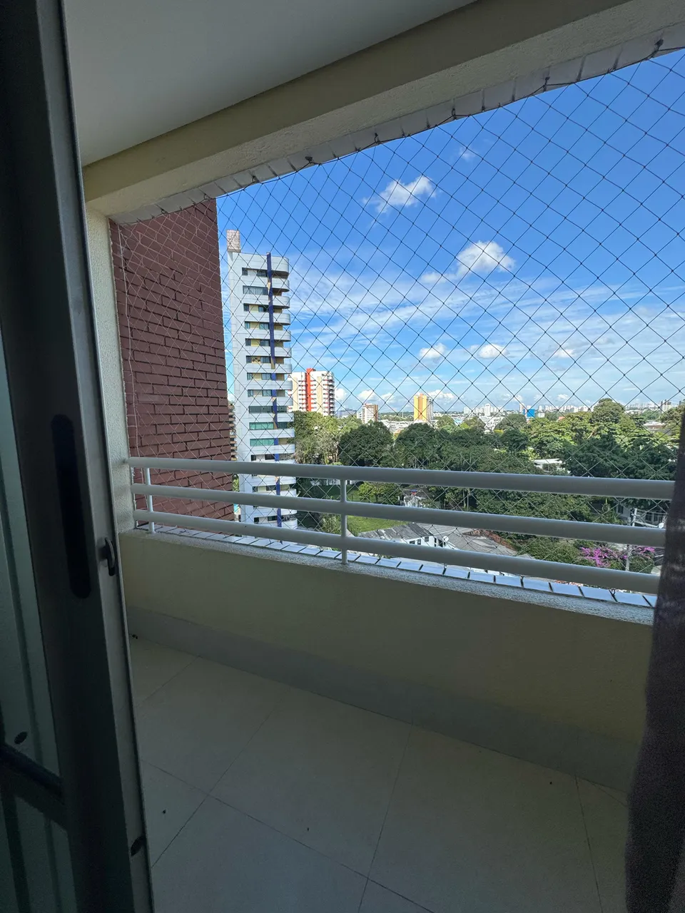 The Sun c/ 3 Suites, Semi-mobiliado, 160 M² 10 de Novembro.
