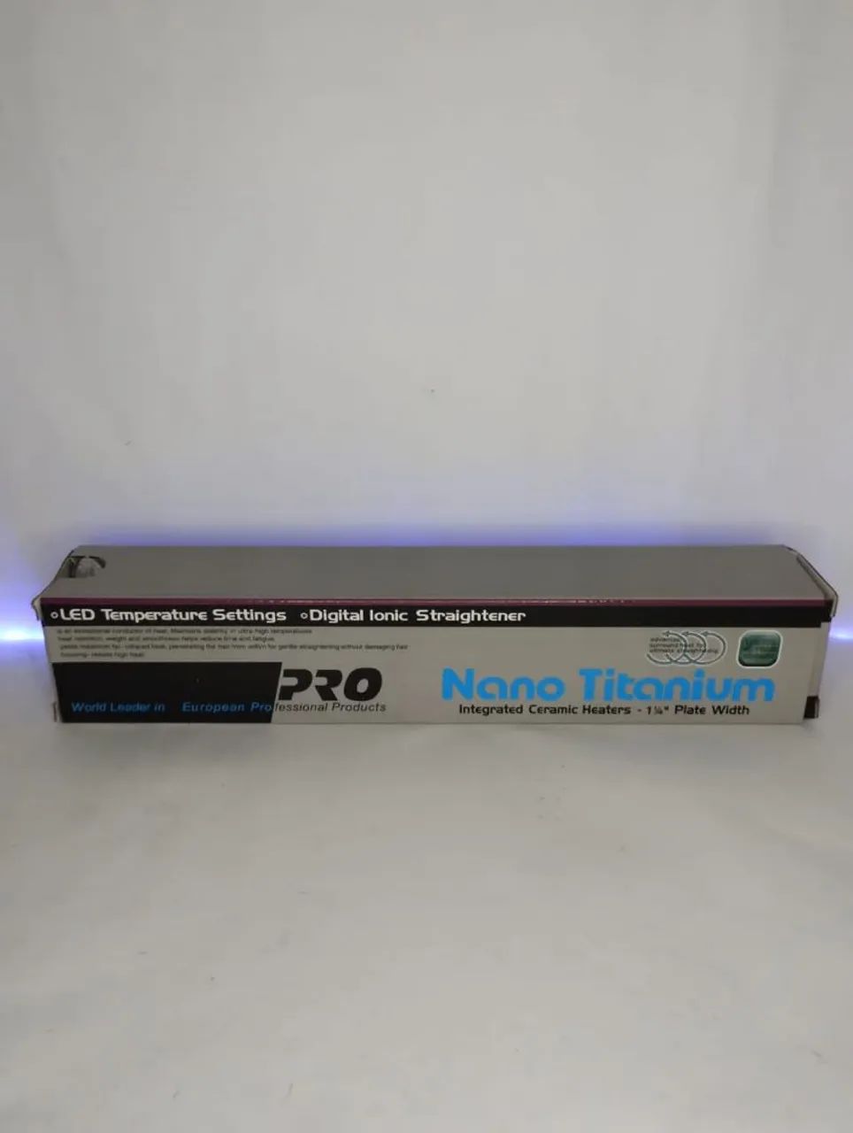 Prancha de Cabelo - Nano Titanium PRO - LED Digital 