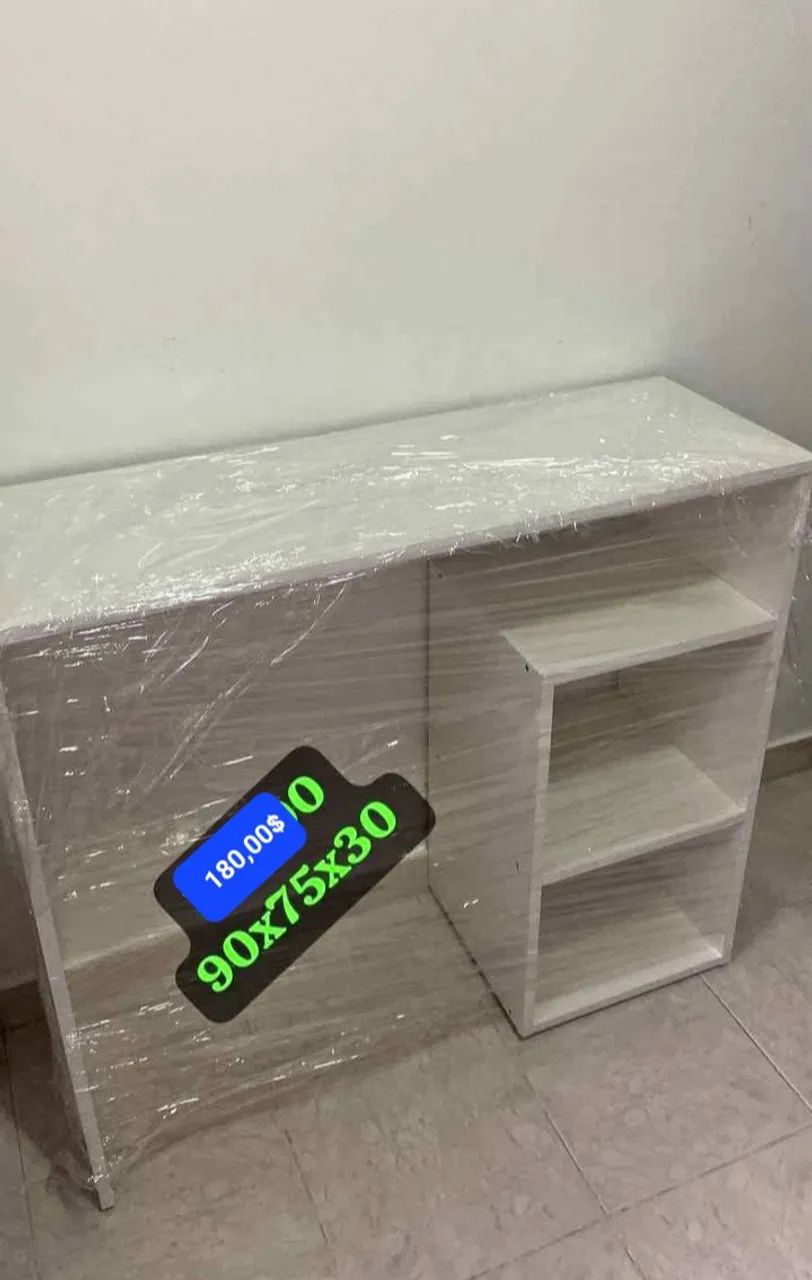 MDF Desk64842119762689121