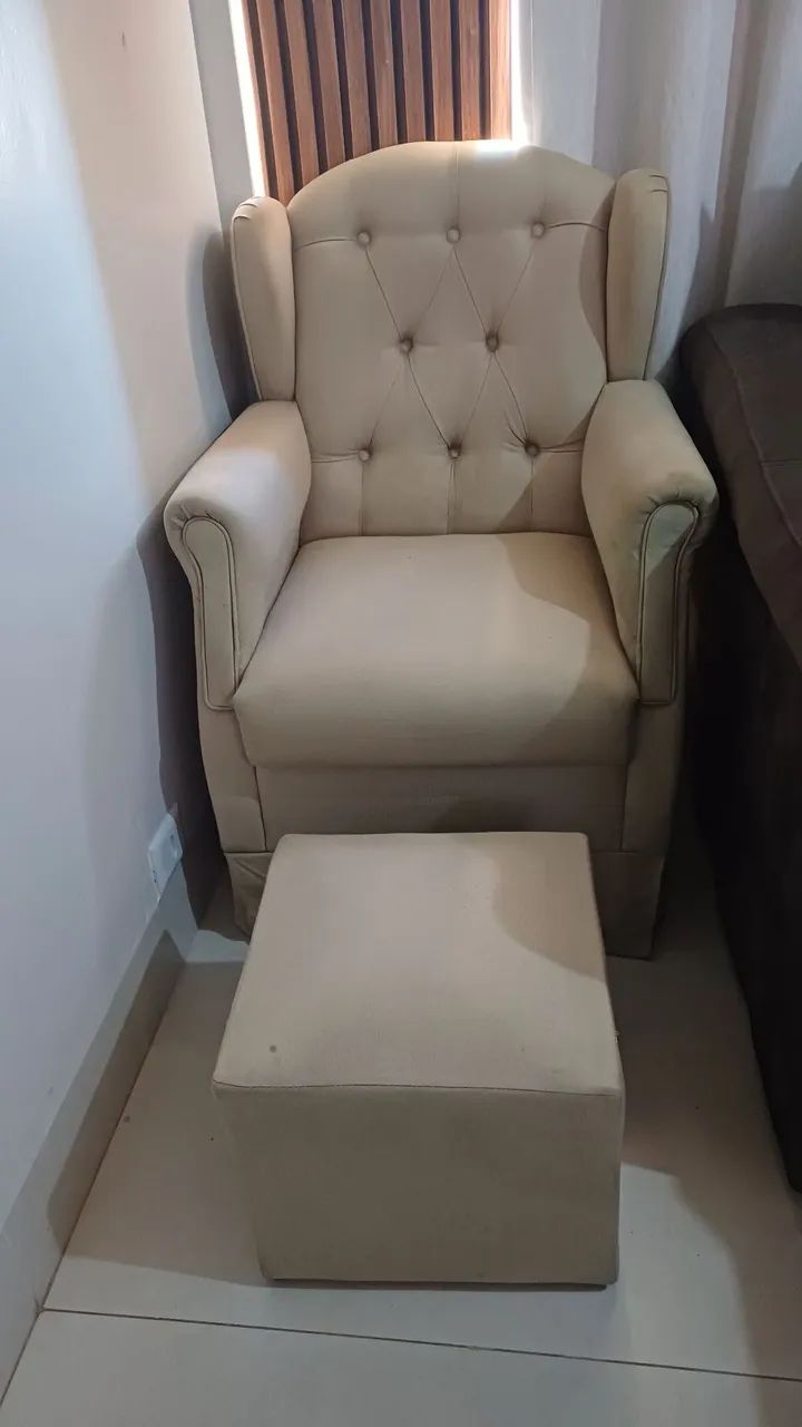 Poltrona de amamentação 