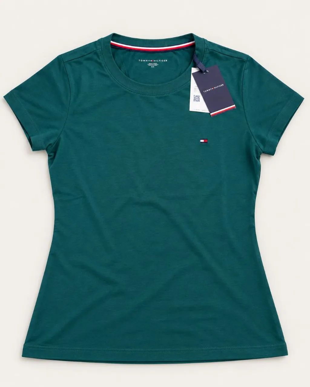 T-Shirt Feminina Tommy