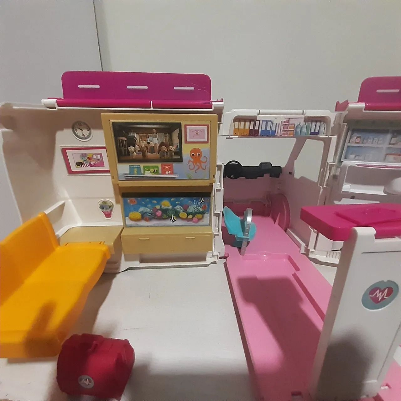AMBULÂNCIA BARBIE - Foto 4