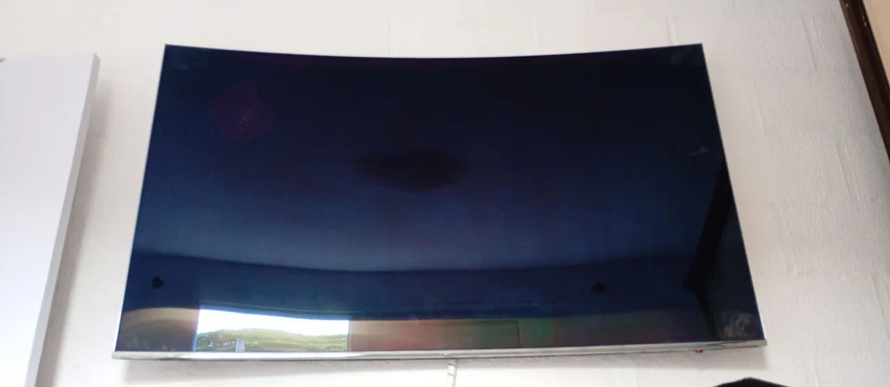 TV Samsung tela curvada com defeito 65 retirada de peças podemos negociar