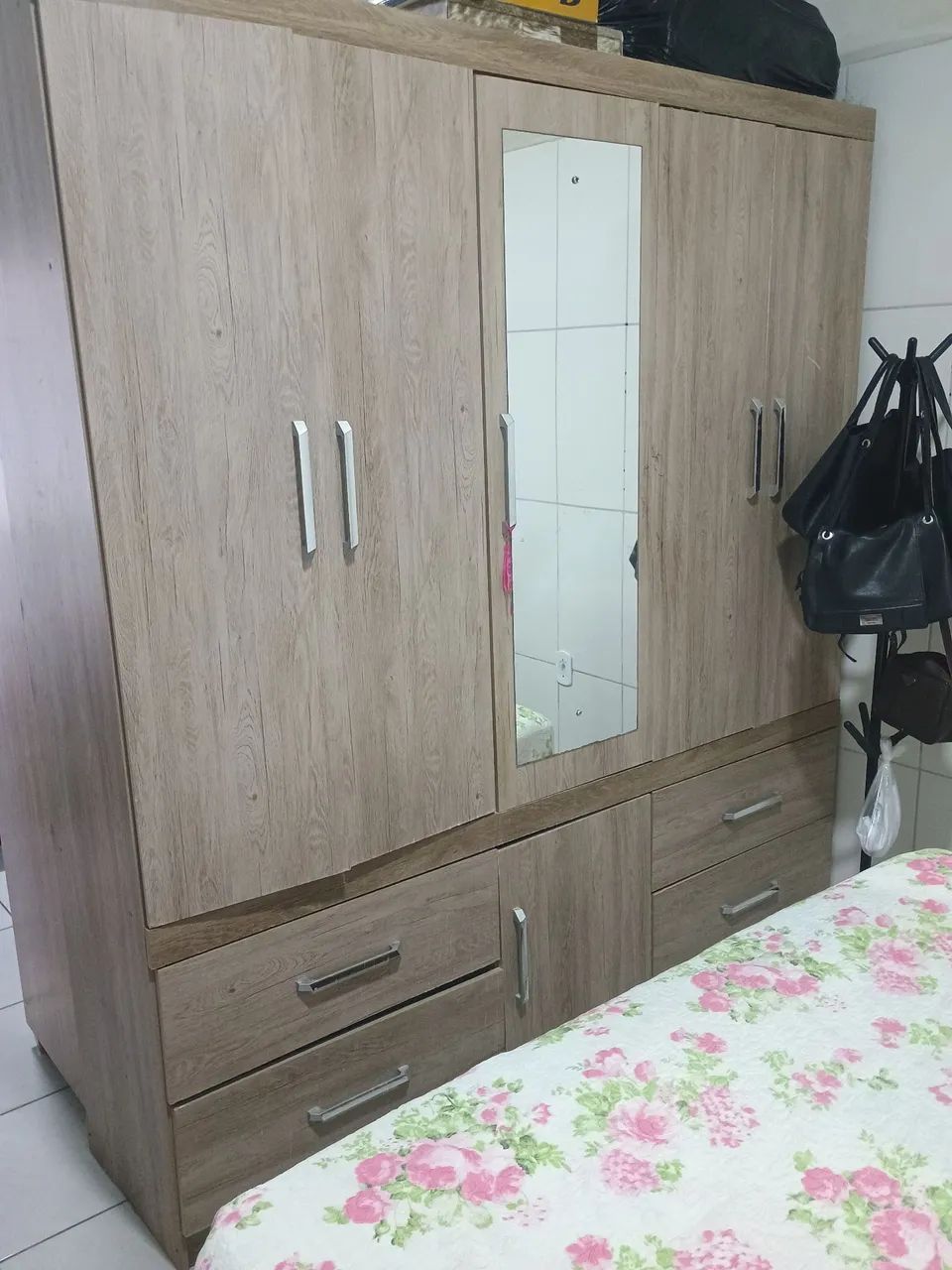 Guarda Roupa 