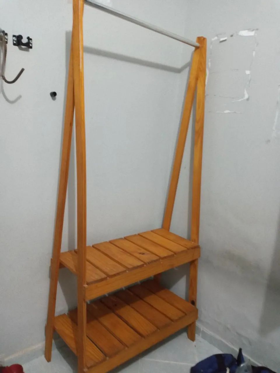Arara de madeira  - Foto 2