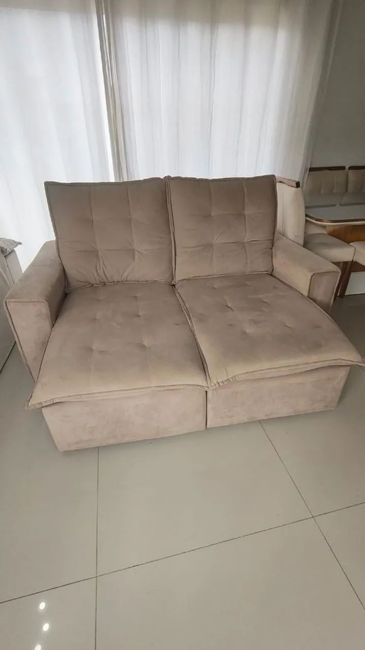 Lindo sofá retrátil, para ambientes pequenos. - Foto 2