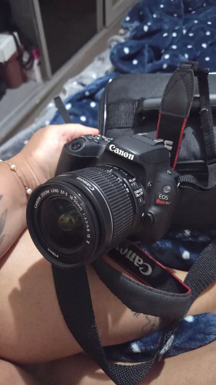 Camera canon SL2 