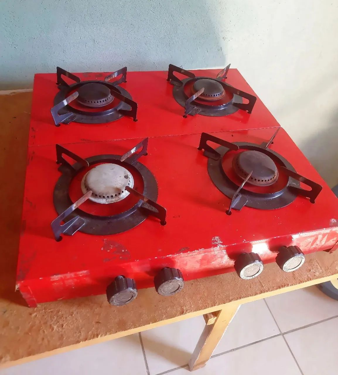 Vendo Mini fogão de 4 bocas,usando e funcionando,perfeito para kitnet, comércio etc.  - Foto 3