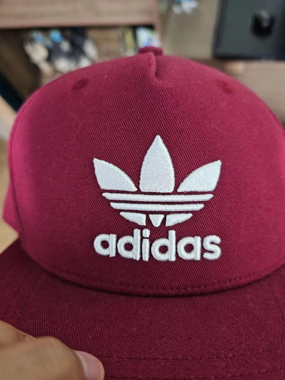 Boné adidas trefoil vinho com regulagem - Foto 5