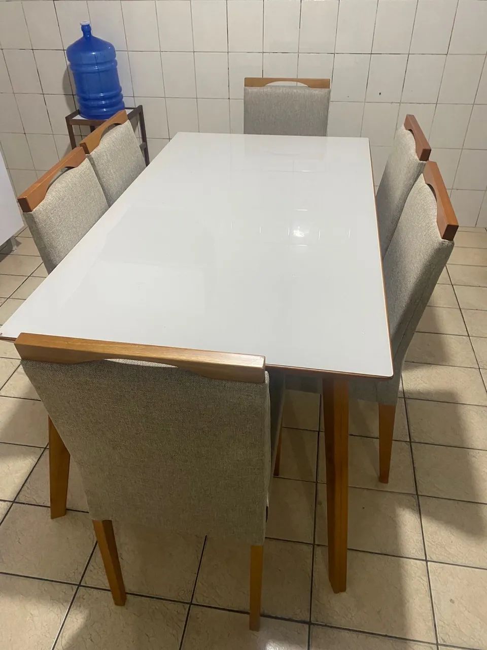 Mesa de jantar com tampo de vidro branco+ 6 cadeiras 