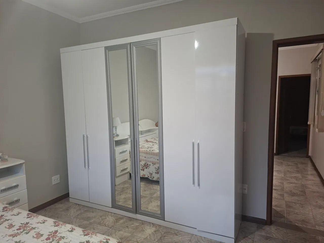 Quarto completo