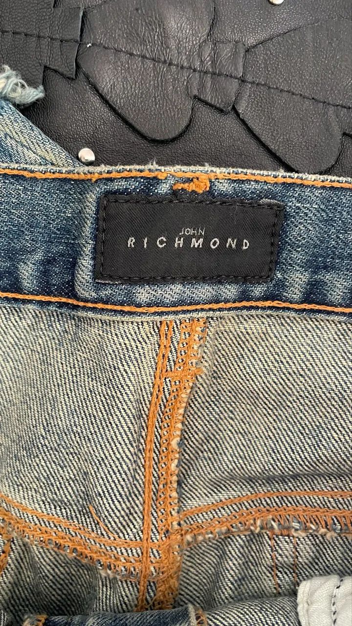 Calça John Richmond com couro - Foto 3